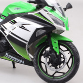 ماکت فلزی موتور کاوازاکی نینجا برند اتومکس مقیاس 1:12 ابی و سبز