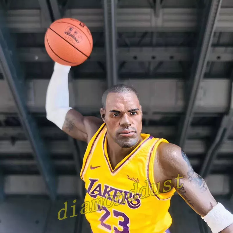فیگور لبرون جیمز از تیم لیکرز برند McFarlane Lebron James