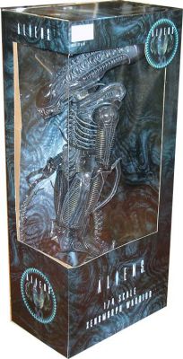 اکشن فیگور الین 60 سانت نکا مدل Aliens طرح Neca  Xenomorph