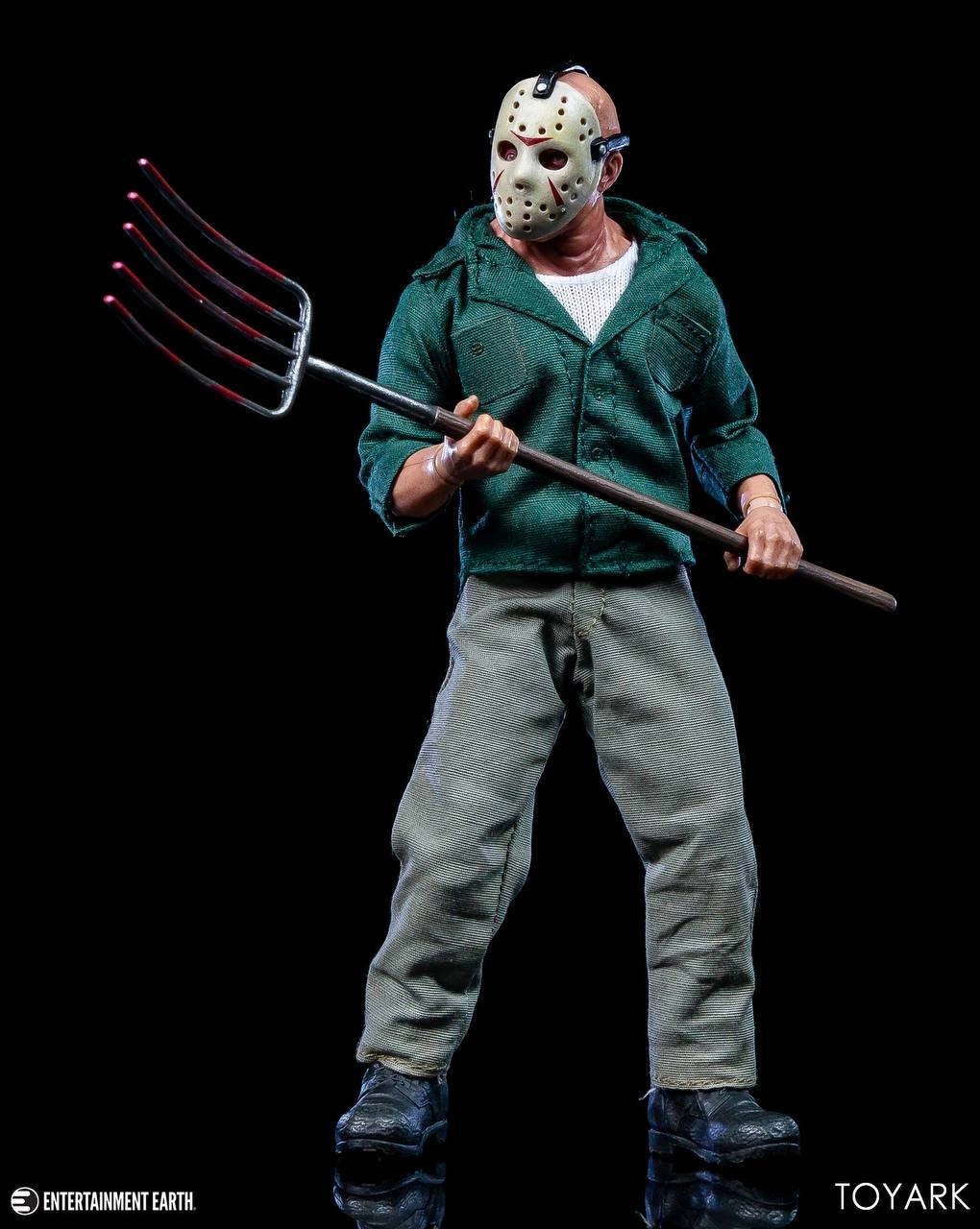 اکشن فیگور جیسون ورهیز برند مزکو تویز Collective Jason Voorhees