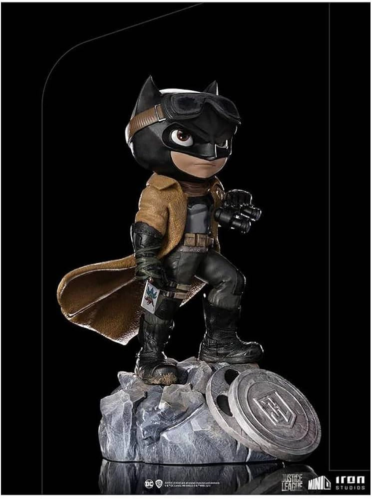 فیگور بتمن مدل مینیکو آیرون استدیو BATMAN Knightmare