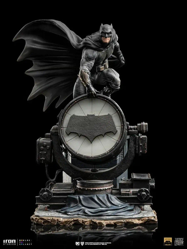 فیگور بتمن زک اسنایدر لیگ عدالت آیرون استودیوز ZACK SNYDER’S JUSTICE LEAGUE Iron Studios
