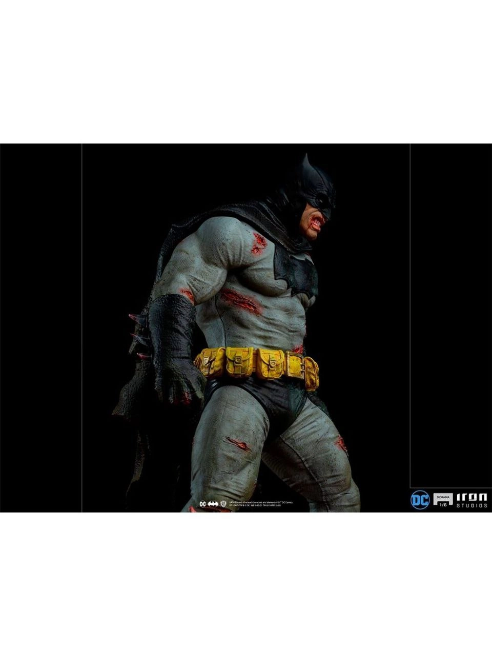 فیگور بتمن دارک نایت ریترن برند آیرون استدیو Batman The Dark Knight Returns Iron studio