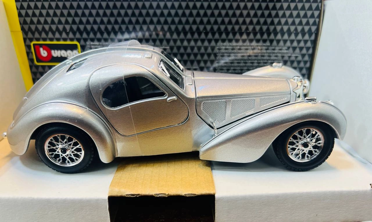 ماکت ماشین فلزی بوگاتی آتلانتیک 1936 برند بوراگو Bugatti Atlantic 1936 Burago 1/24