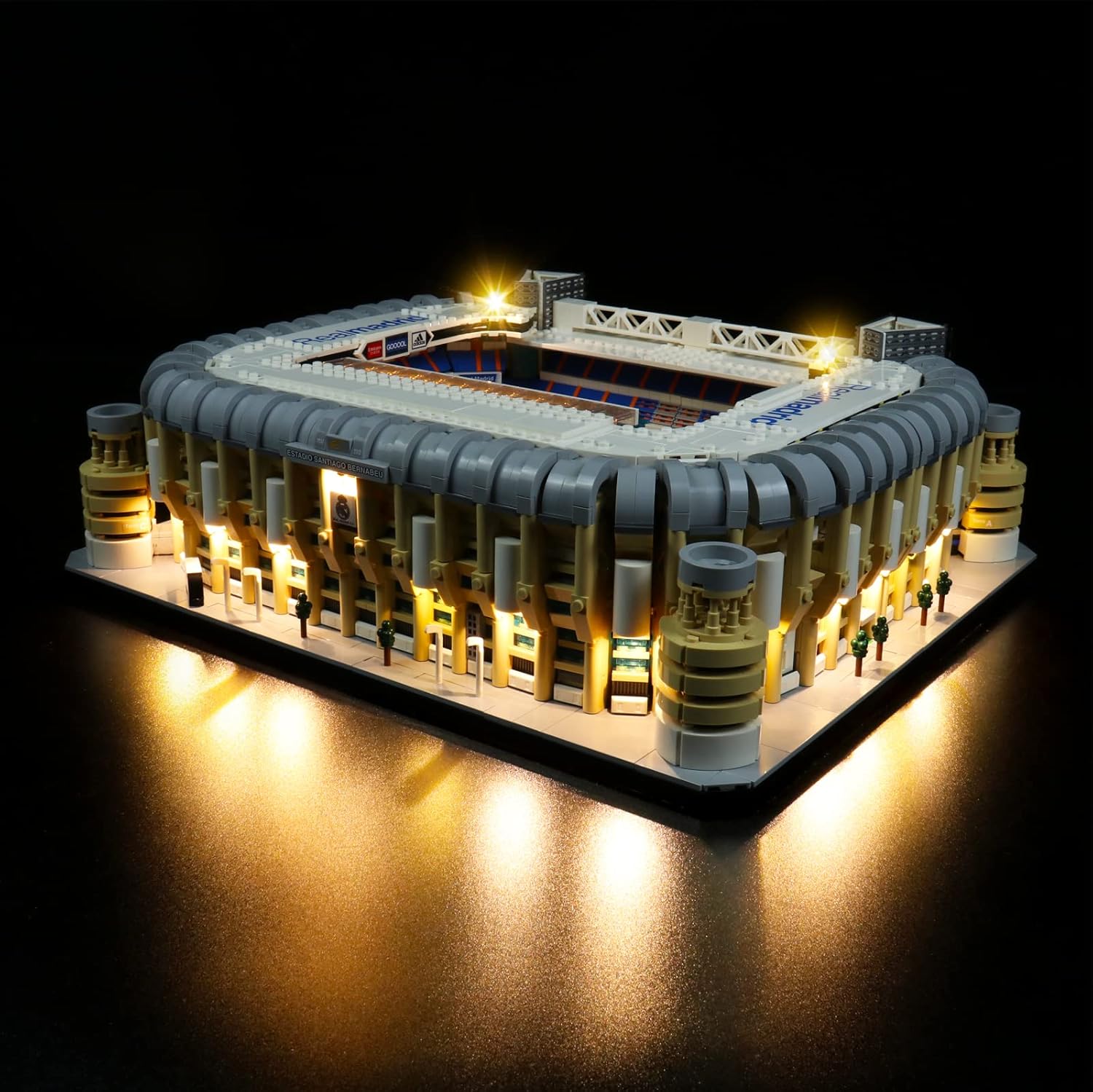 لگو استادیوم رئال مادرید سانتیاگو برنابئو 5876 قطعه مدل Real Madrid Santiago Bernabeu Stadium B2355