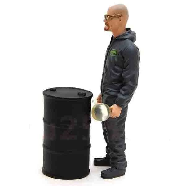 اکشن فیگور هایزنبرگ شخصیت والتروایت سریال بریکینگ بد برند مزکو Walter White Breaking Bad MEZCO