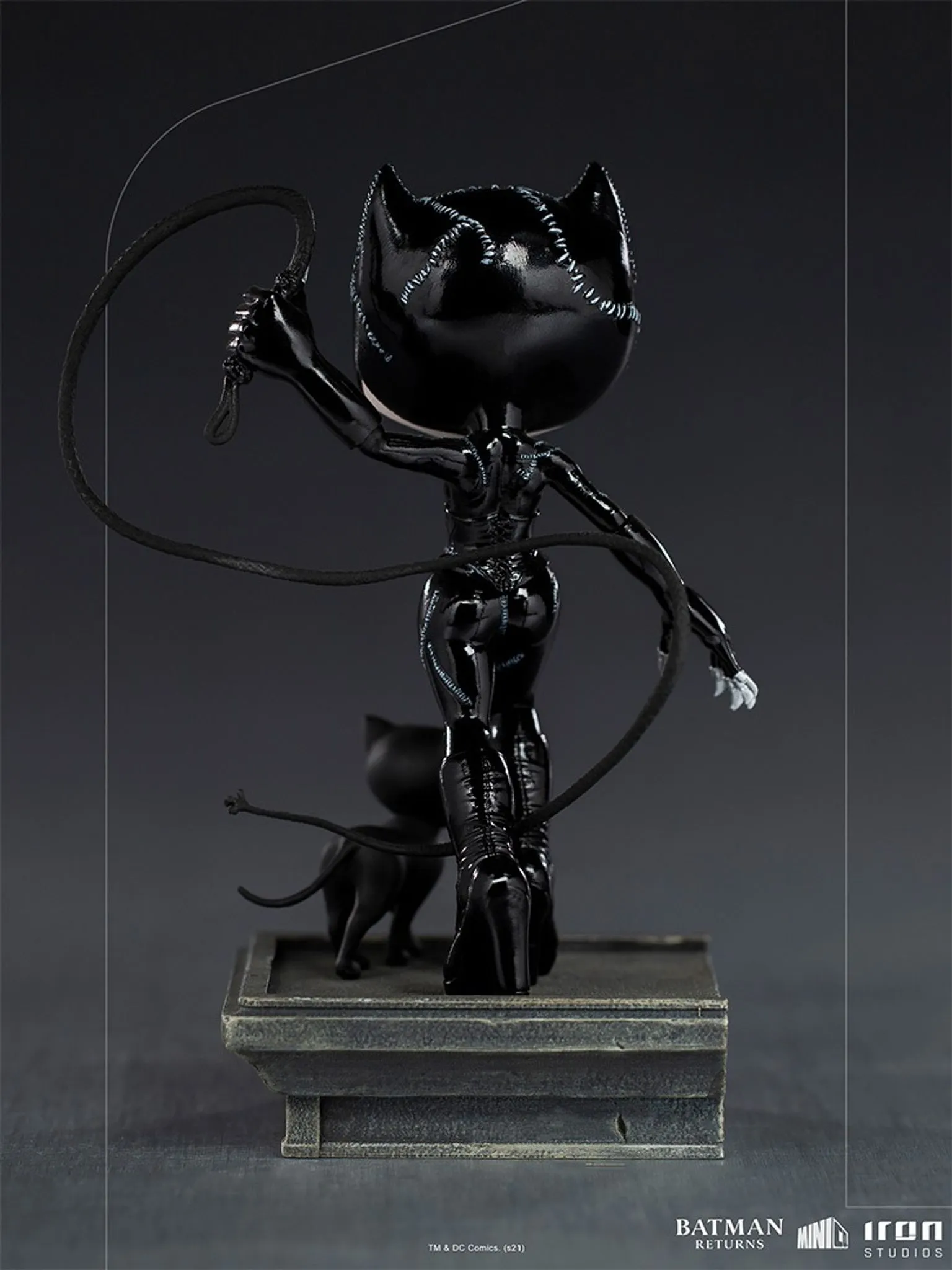 فیگور کت ومن مدل مینیکو برند آیرون استدیو Catwoman minico Iron studio