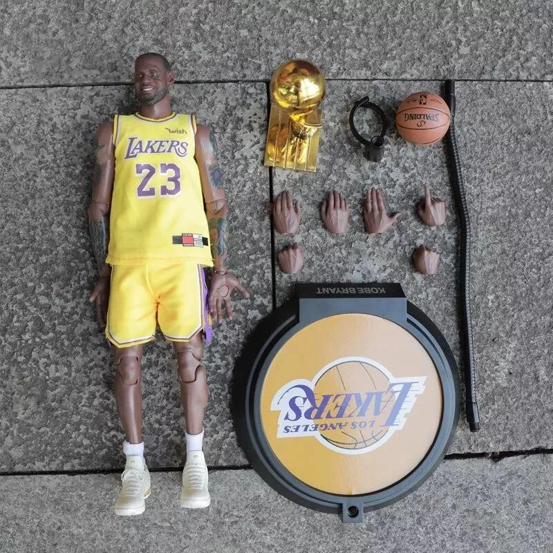 اکشن فیگور لبرون جیمز 40 سانت مدل LeBron James