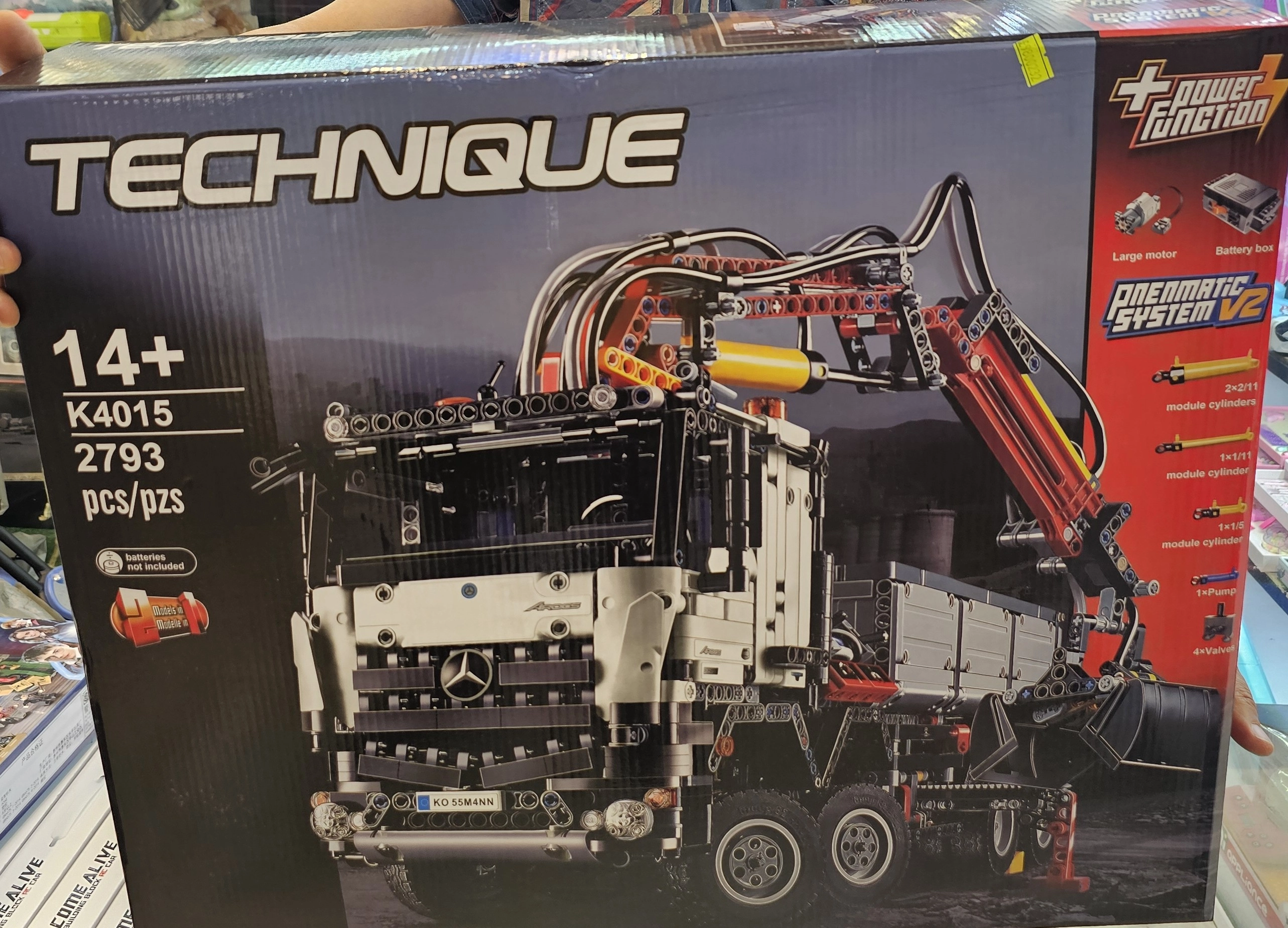 لگو کامیون و جرثقیل بنز اکتروس کنترلی 2793 قطعه مدل Mercedes-Benz Arocs Technic 4015