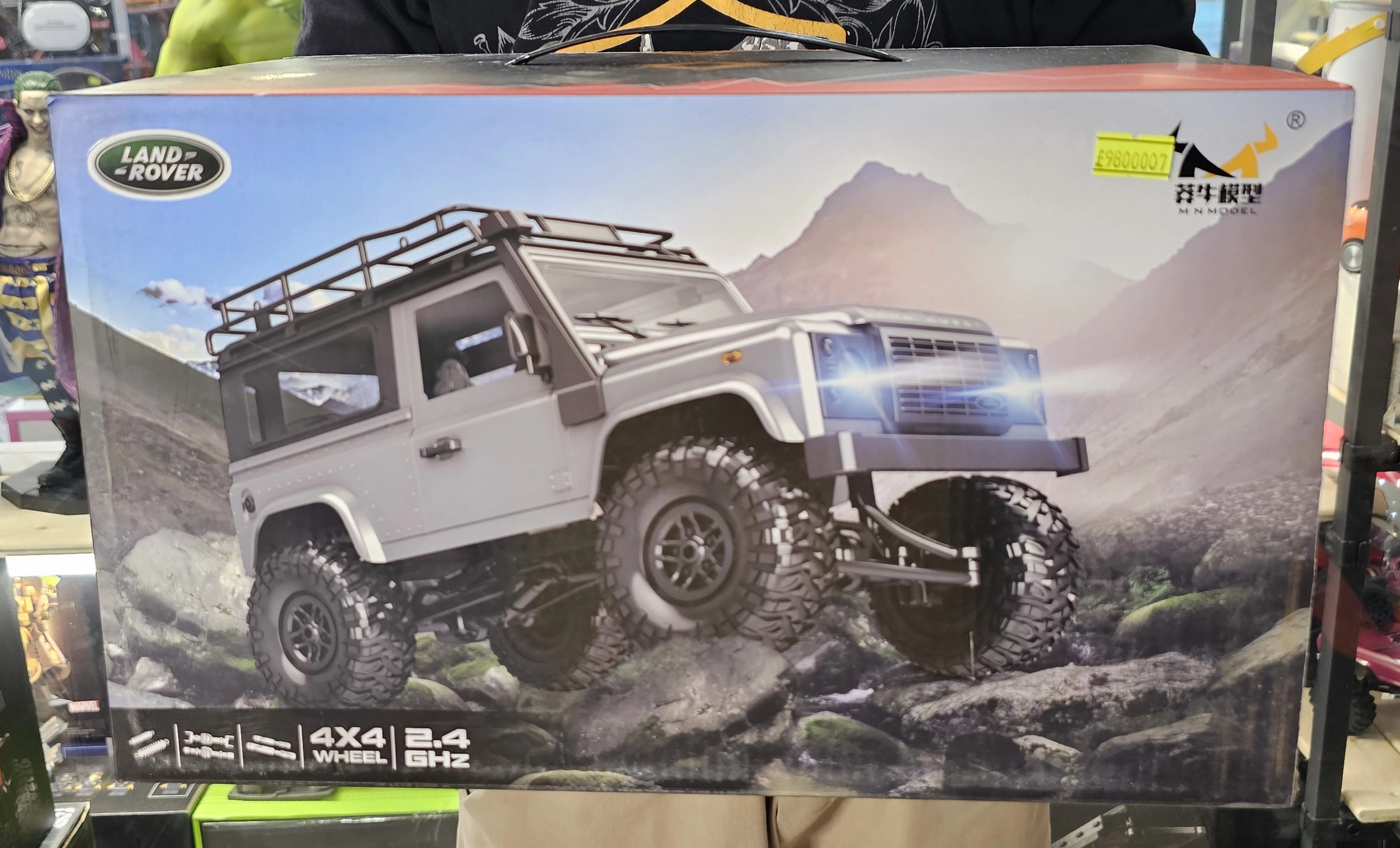 ماشین کنترلی آفرود دیفندر مدل MN MODELS MN99s