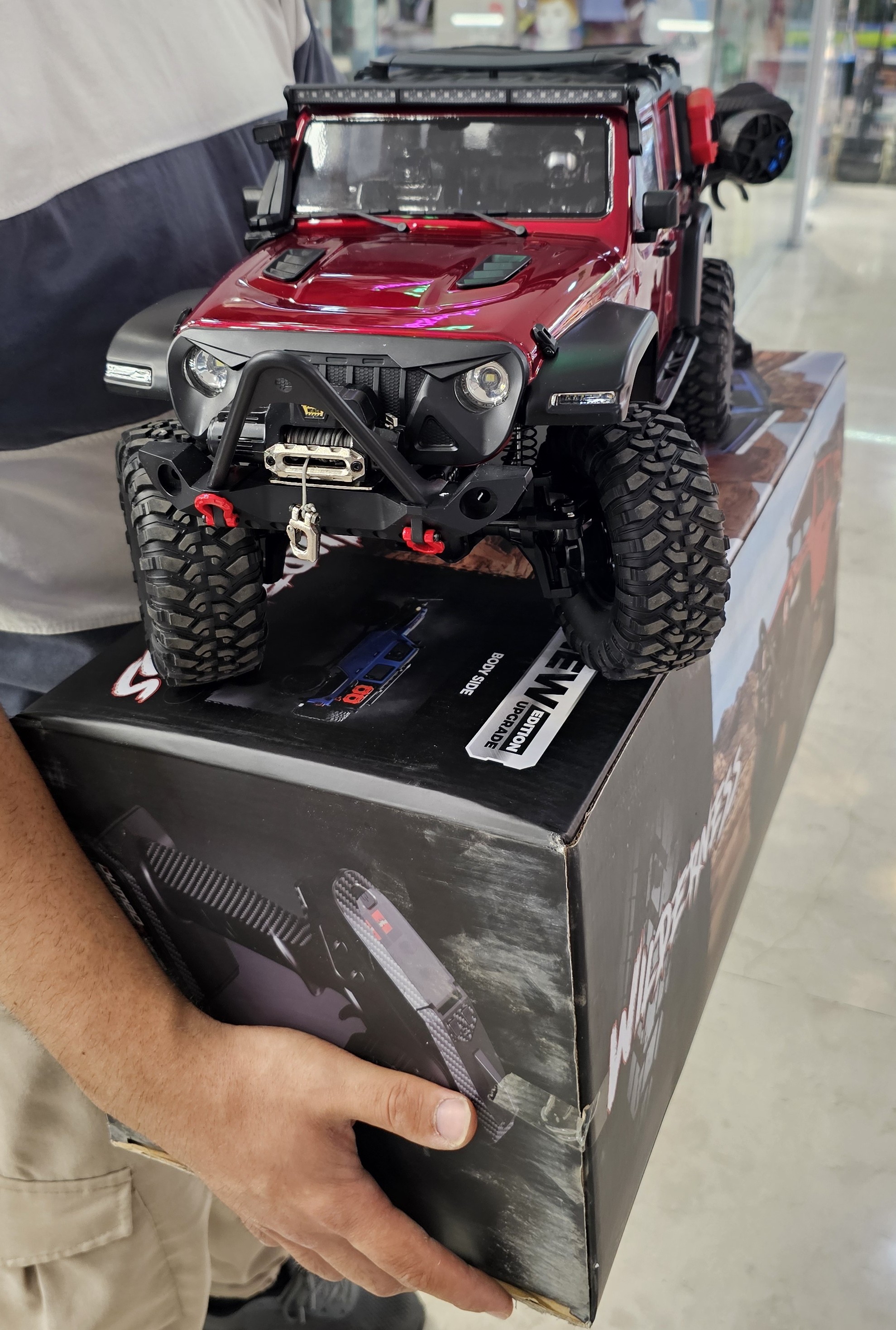 ماشین کنترلی اچ بی طرح جیپ وینچ دار مدل Jeep HB 1014/2