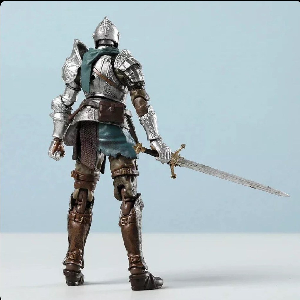 اکشن فیگور دارک سولز دیمون سولز پی اس 5 مدل Dark Souls Demon’s Souls (PS5): Fluted Armor