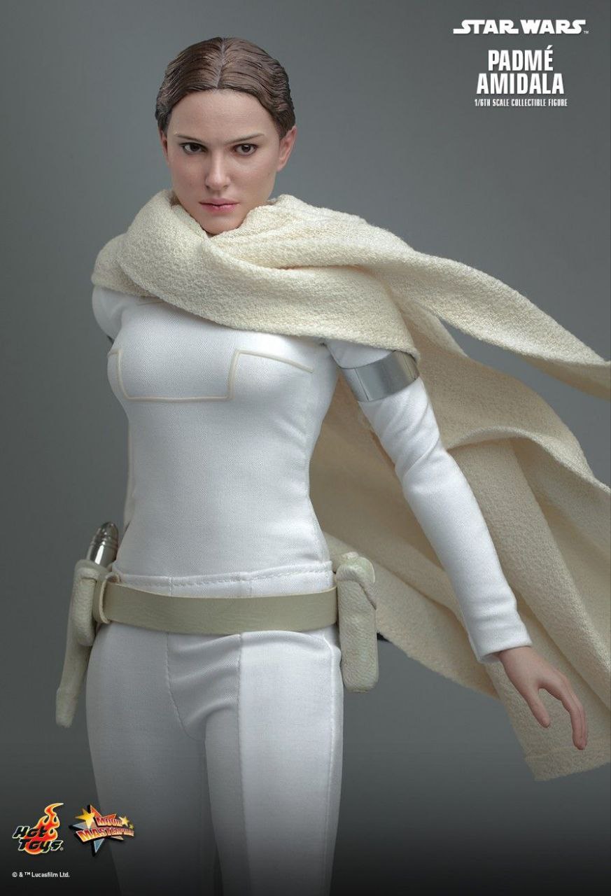 اکشن فیگور ناتالی پورتمن جنگ ستارگان پادمه امیدالا برند هات تویز دلوکس مدل Padme Amidala Star Wars Hot Toys