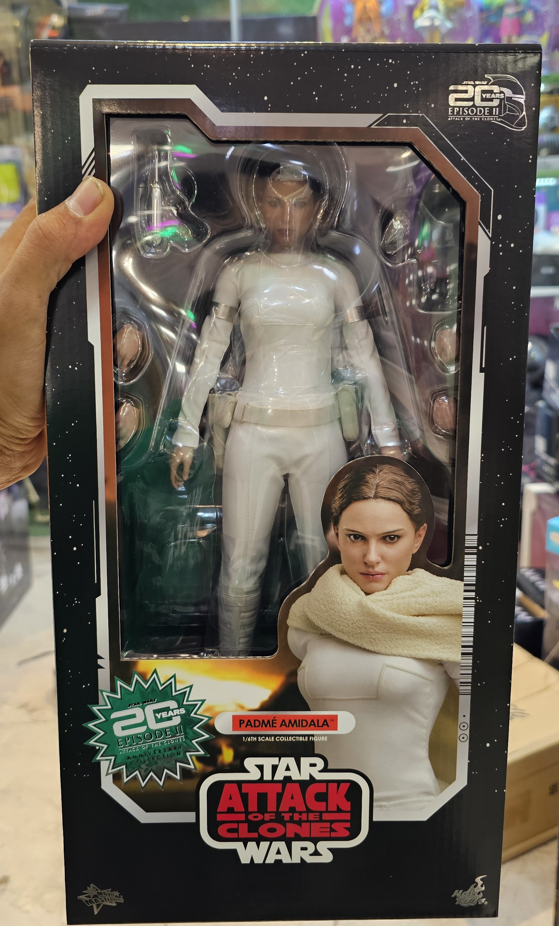 اکشن فیگور ناتالی پورتمن جنگ ستارگان پادمه امیدالا برند هات تویز دلوکس مدل Padme Amidala Star Wars Hot Toys