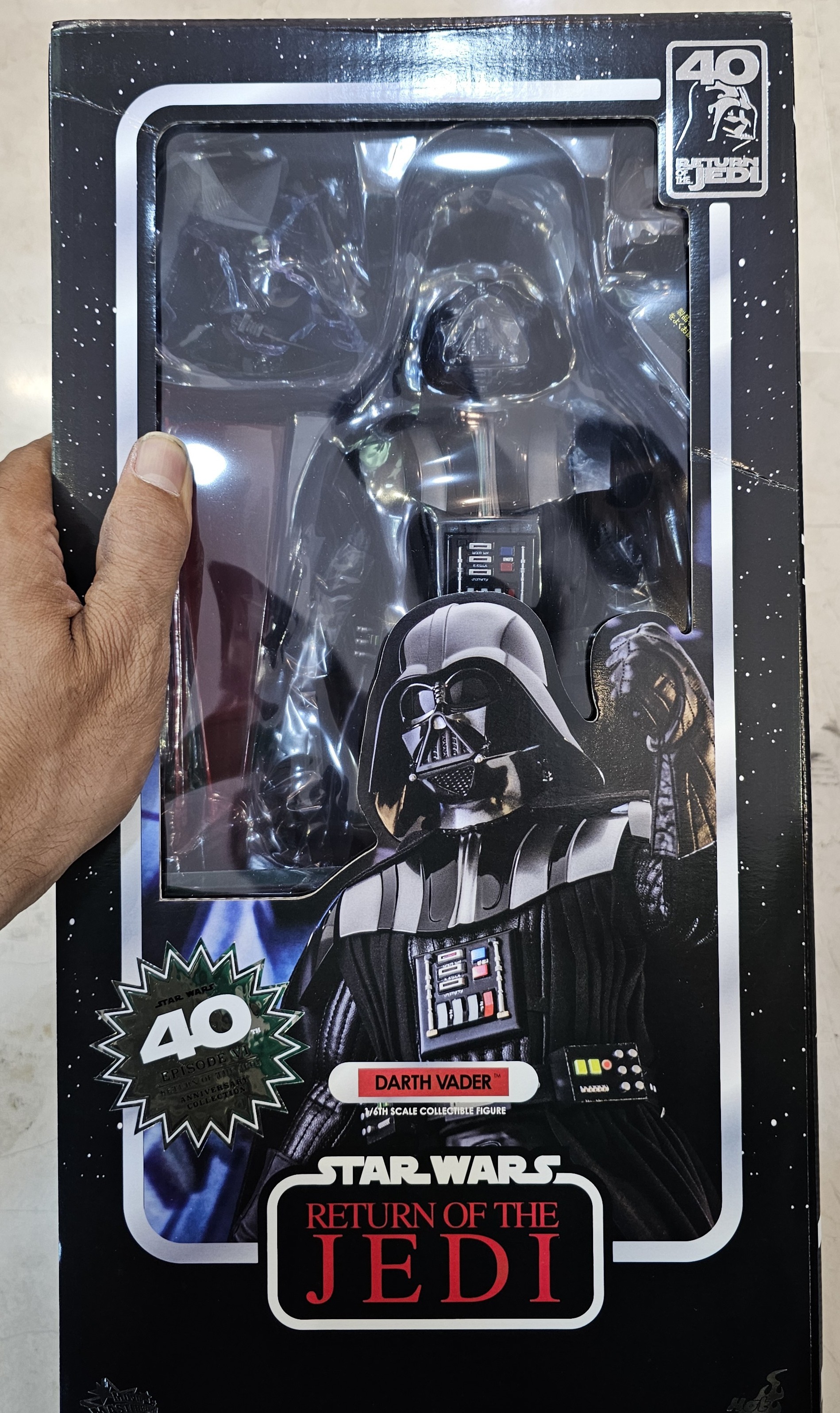 اکشن فیگور دارث ویدر جنگ ستارگان برند هات تویز دلوکس مدل Darth Vader Hot Toys Deluxe Version MMS700