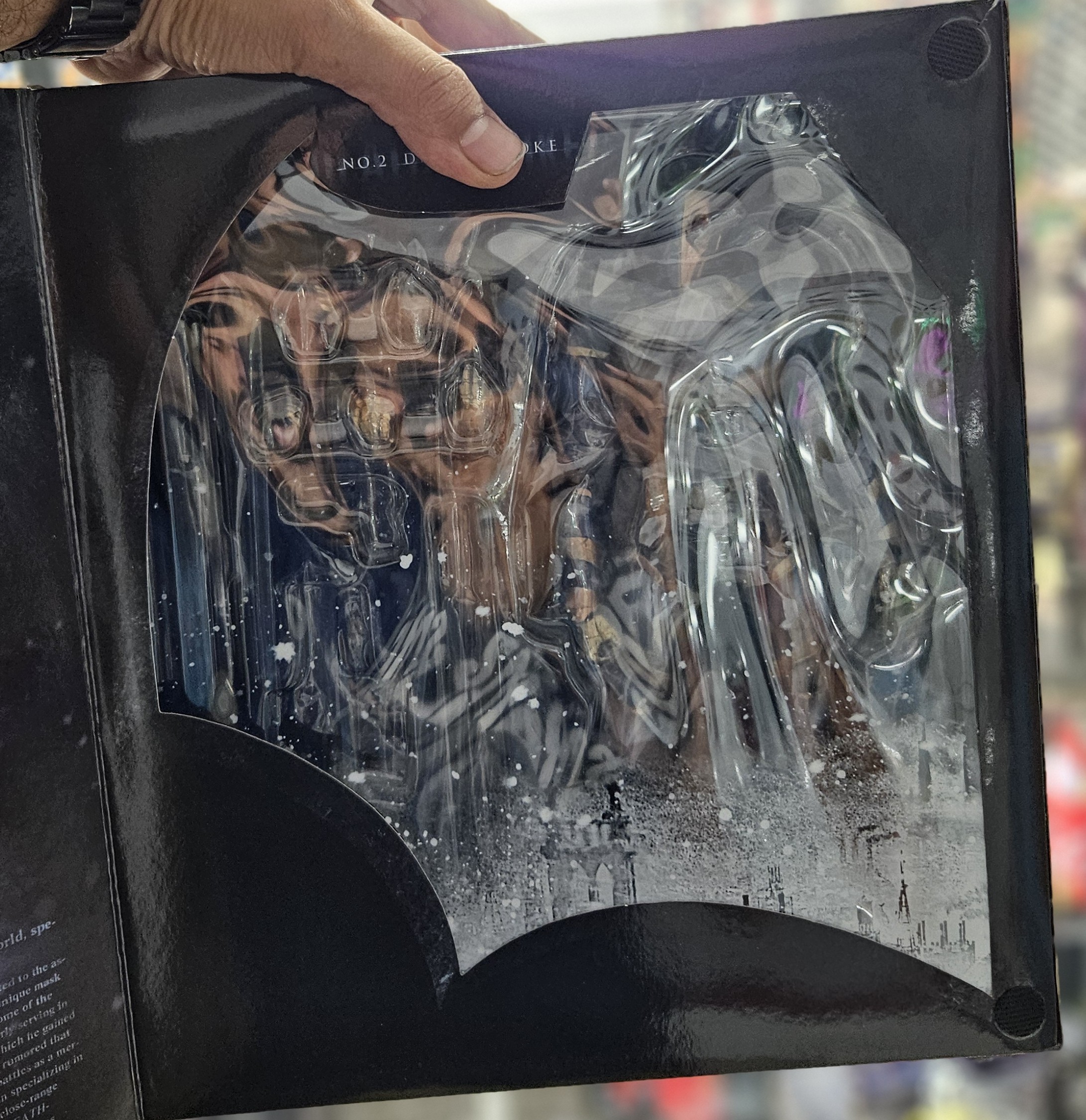 اکشن فیگور دث استروک برند پلی آرتز مدل بتمن آرخام Death Stroke Play Arts