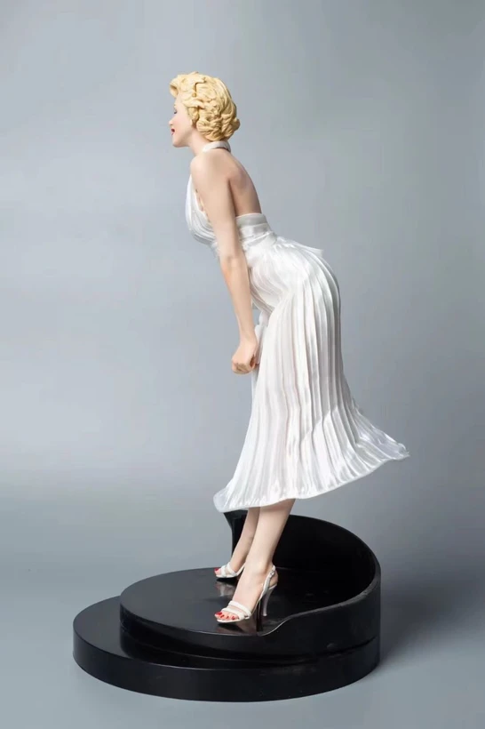 فیگور مرلین مونرو 45 سانتی مدل Marilyn Monroe