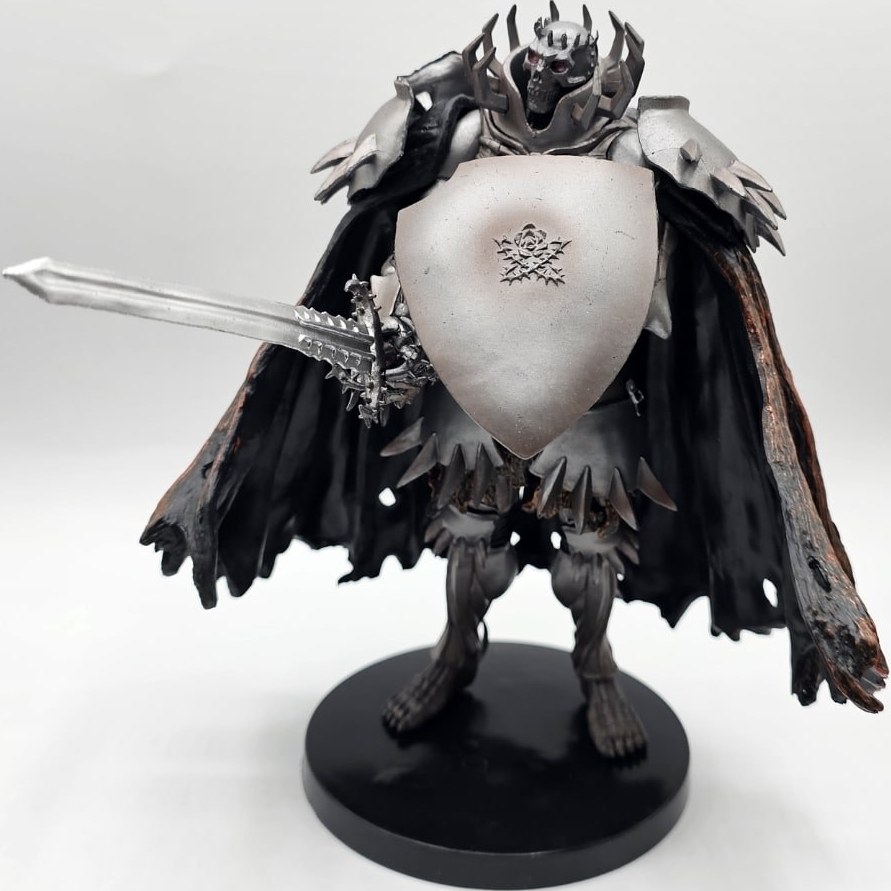 فیگور برزرک شخصیت اسکلتون 25 سانت مدل Berserk Skeleton Knight