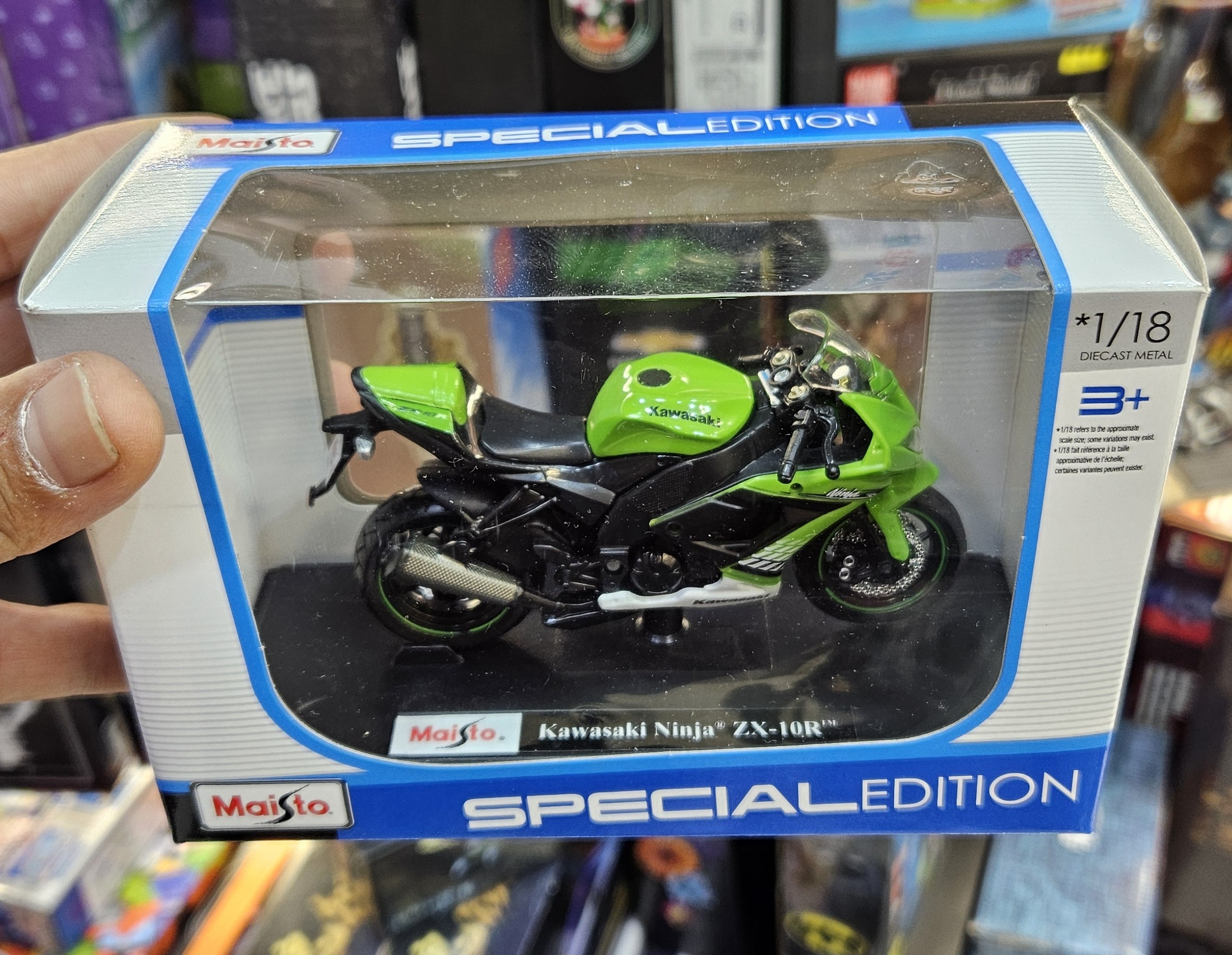 ماکت موتور کاوازاکی نینجا زدایکس 10 آر مایستو 1/18 Kawasaki Ninja ZX10R Maisto