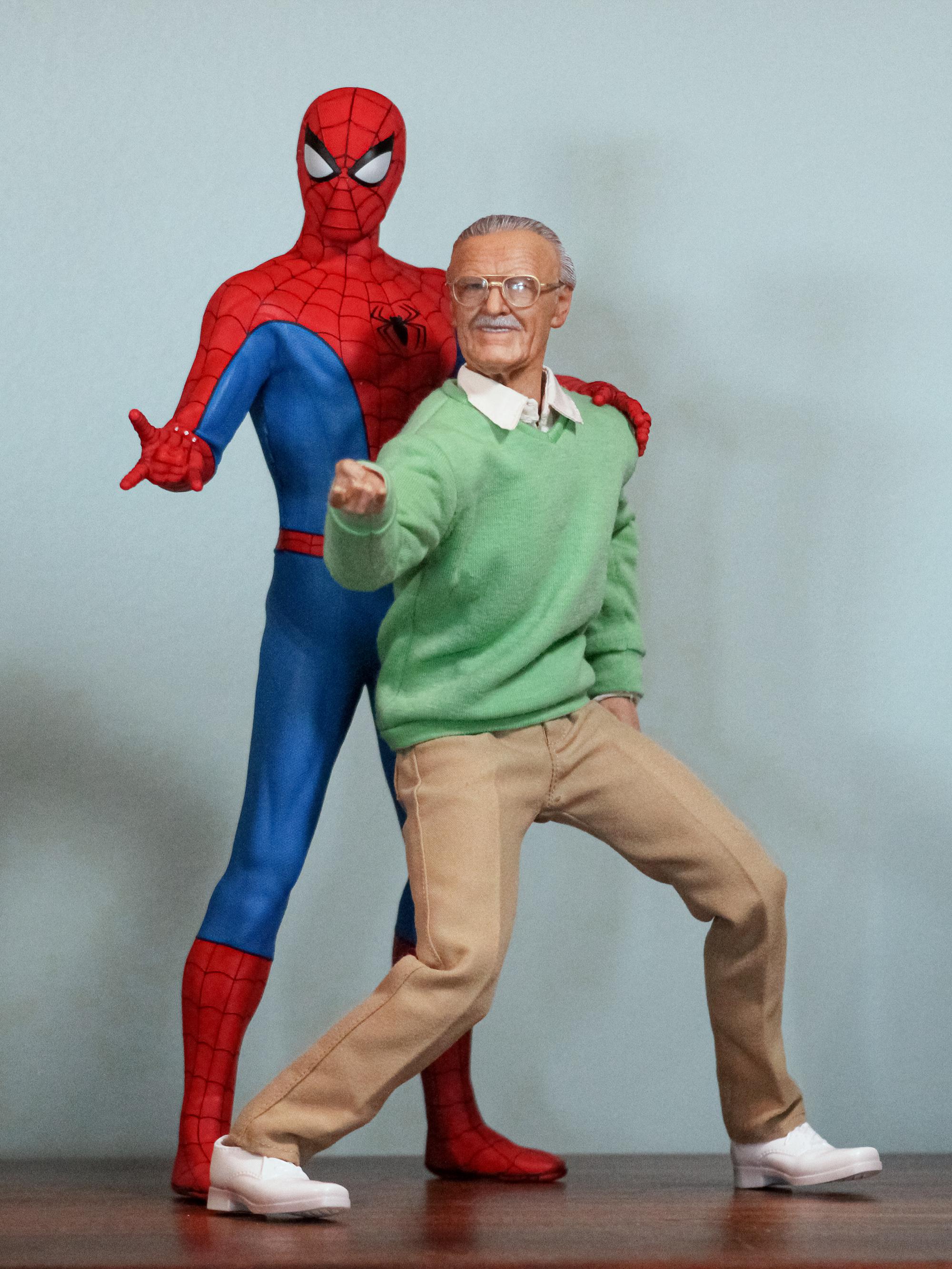اکشن فیگور استن لی 1/6 مدل Stan Lee Woo Toys Comics Legend