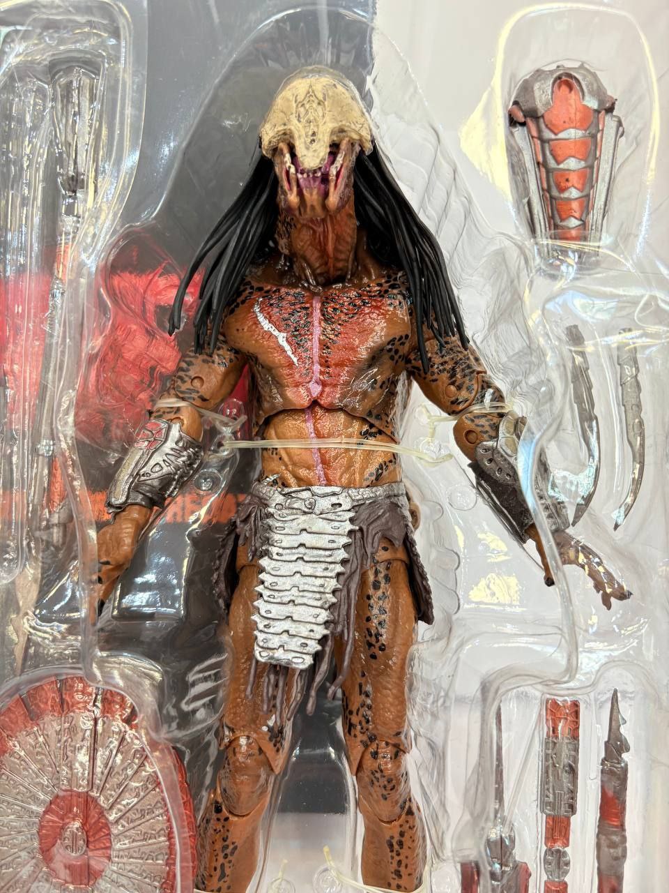 اکشن فیگور شکارچی وحشی پردیتور نسخه 2022 مدل Prey Ultimate Feral Predator 2022 Neca