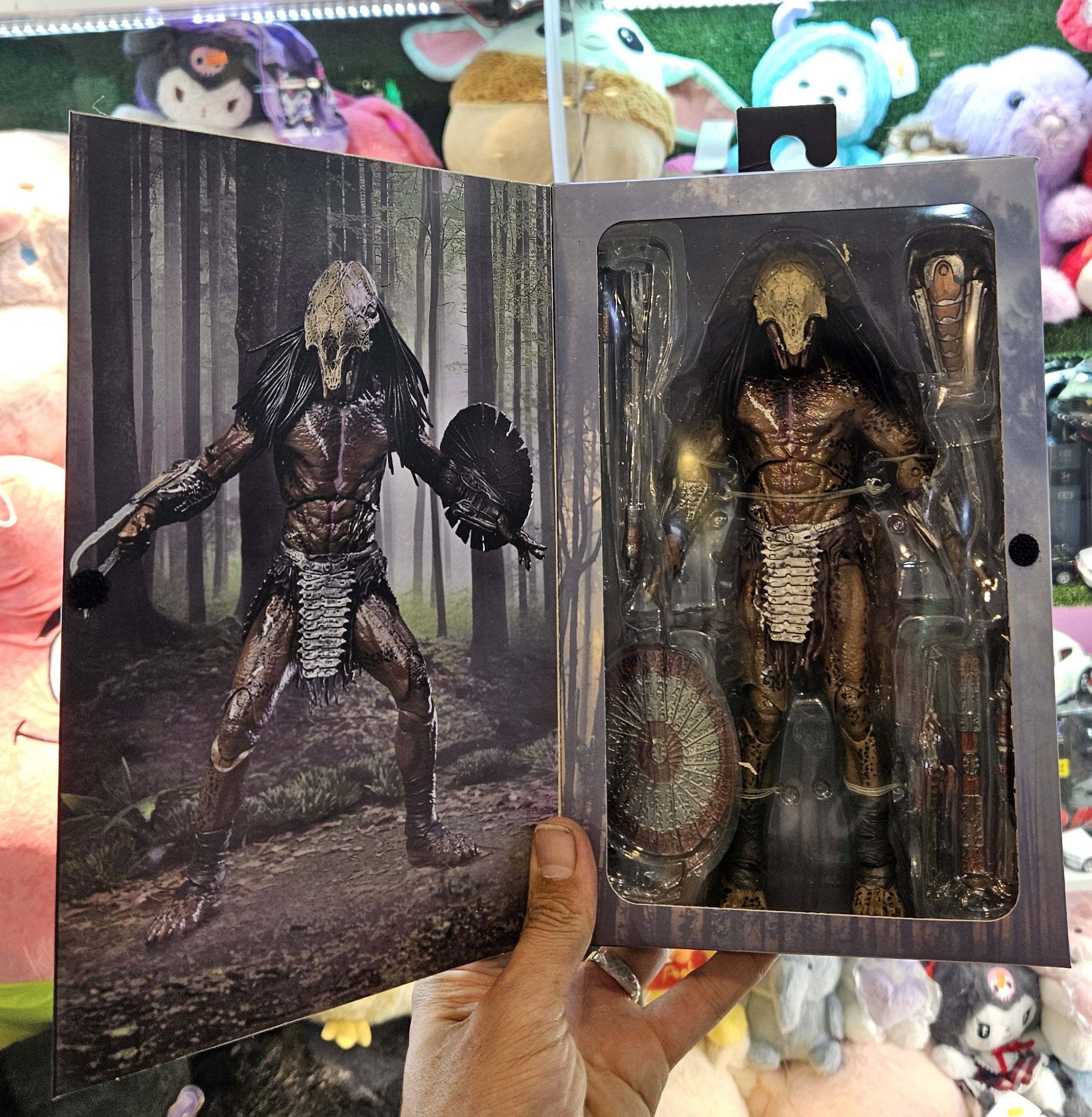 اکشن فیگور شکارچی وحشی پردیتور نسخه 2022 مدل Prey Ultimate Feral Predator 2022 Neca