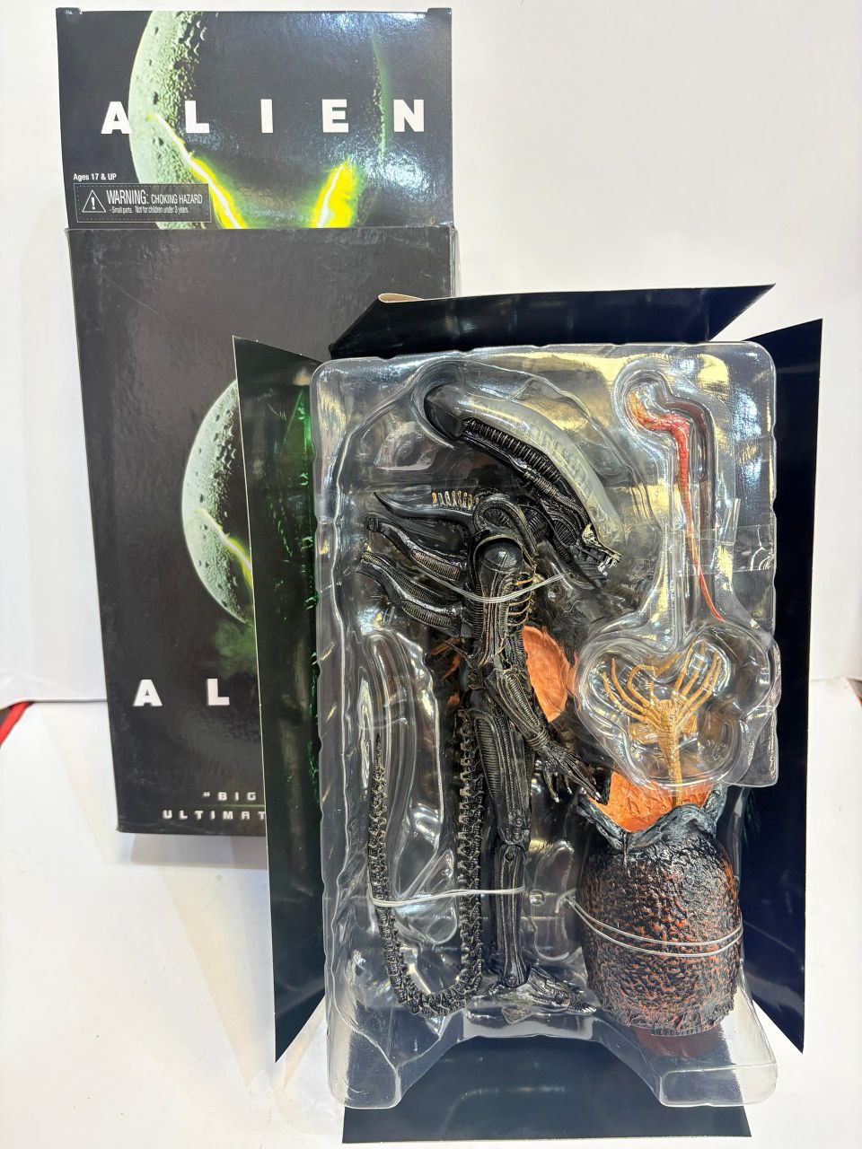 اکشن فیگور الین بیگ چاپ نکا 20 سانت مدل Alien Big Chap Ultimate Edition Neca