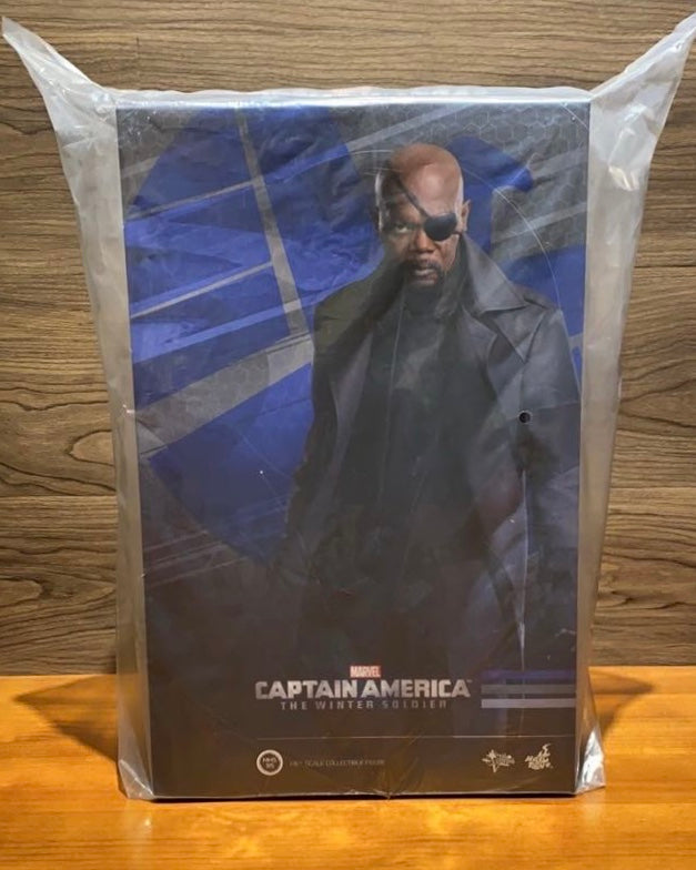 اکشن فیگور نیک فیوری کاپیتان آمریکا سرباز زمستان 1/6 هات تویز مدل Nick Fury The Winter Soldier Hot Toys