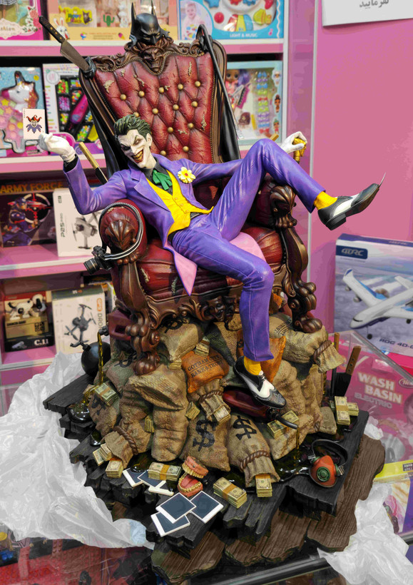 فیگور جوکر سری دی سی کامیک دلوکس نسخه 189 از 500 مدل DC Comics Joker Tweeterhead By Sideshow 1/4 Exclusive
