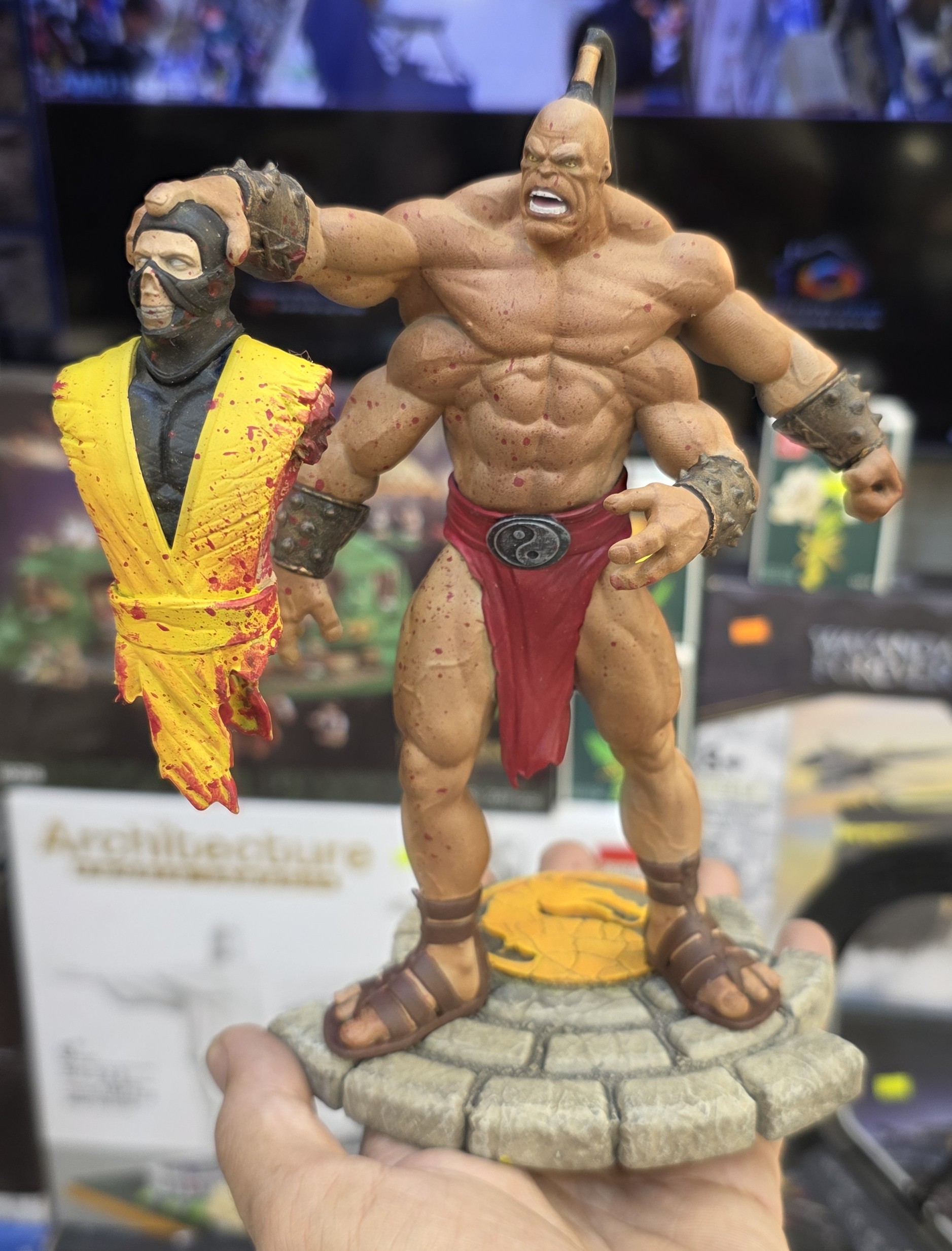 فیگور گورو و اسکورپین از بازی مورتال کامبت مدل Goro and Scorpion Mortal Combat