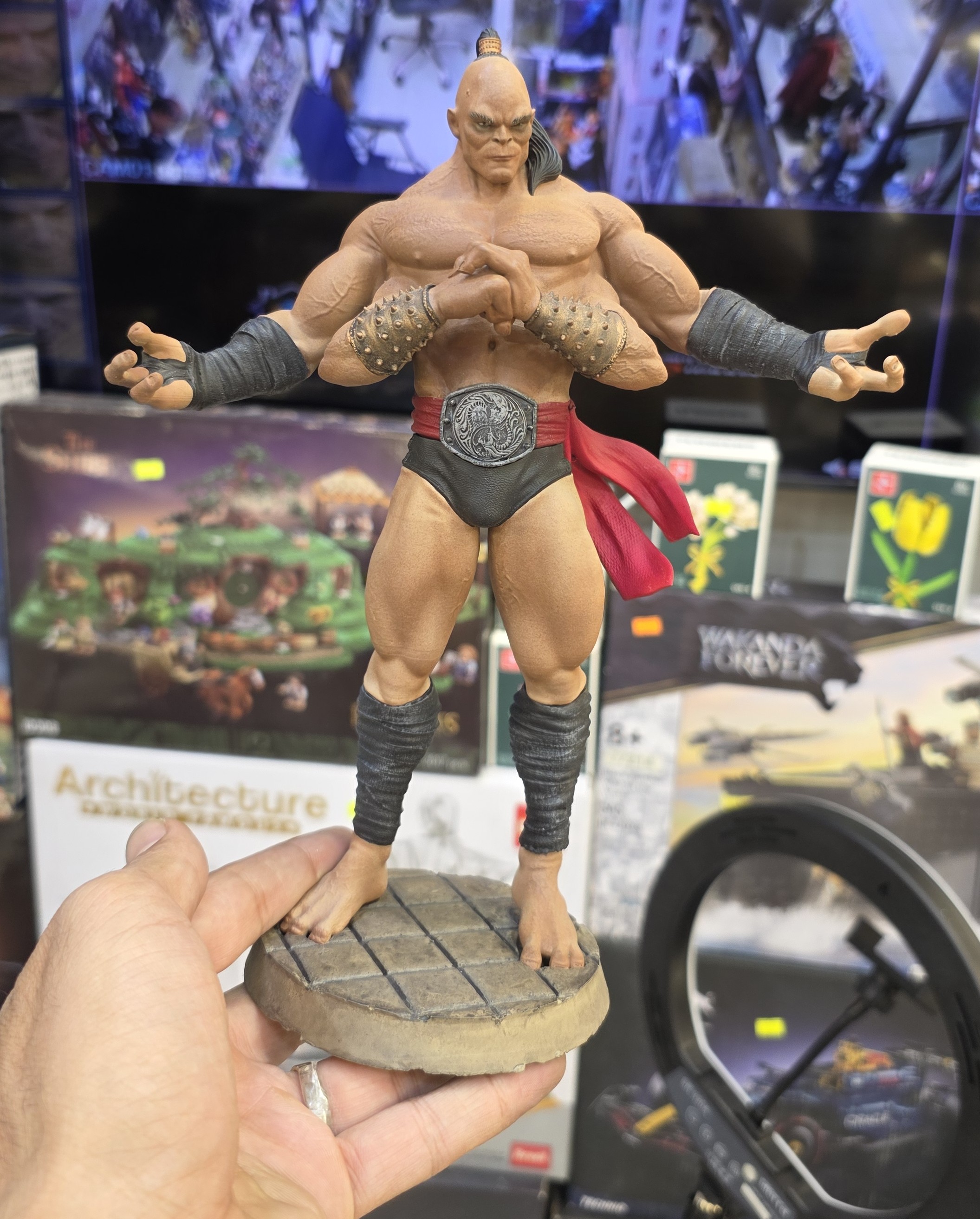 فیگور گورو از بازی مورتال کامبت مدل Goro Mortal Combat